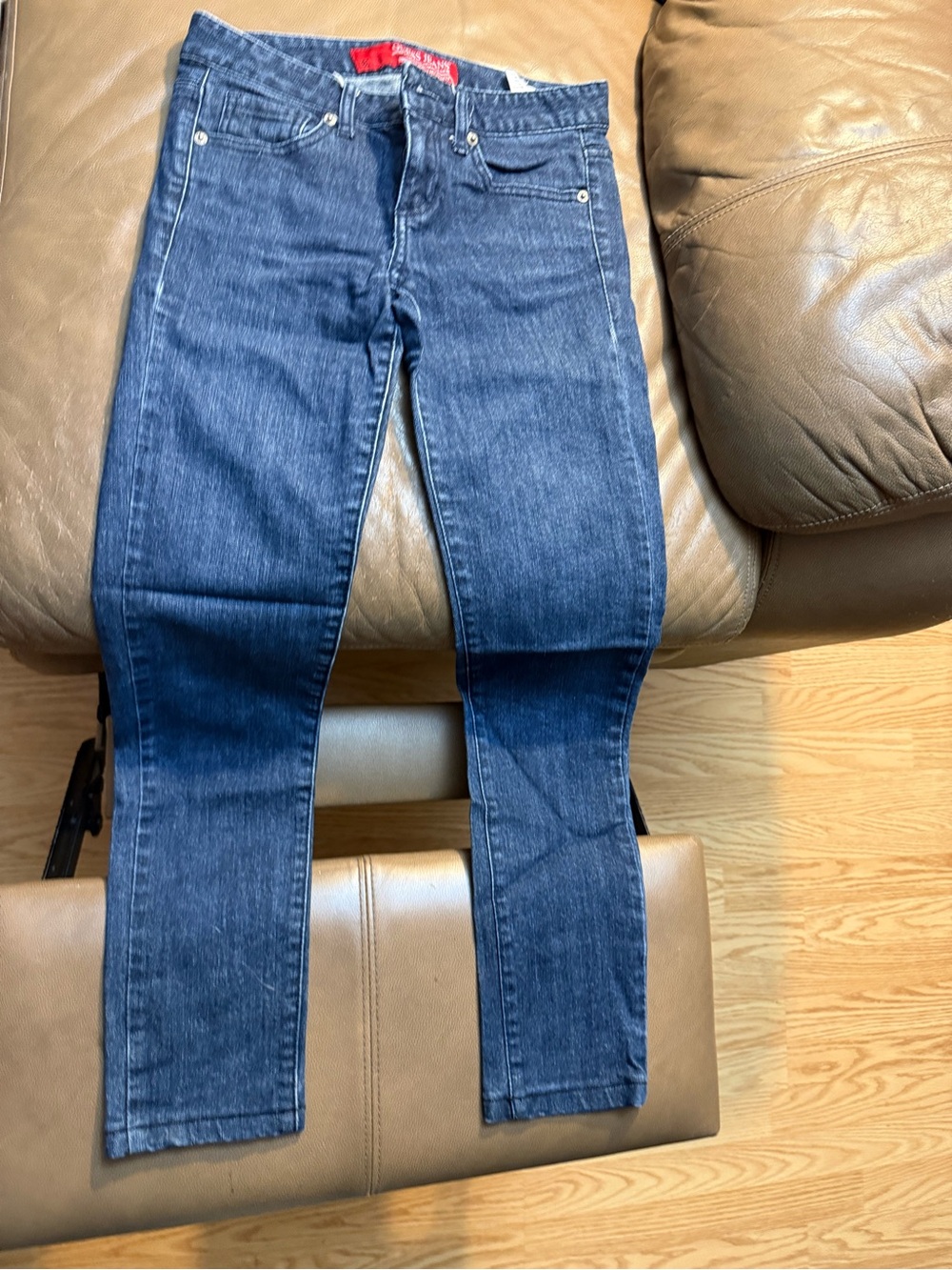 Guess Women’s Navy Skinny Jeans